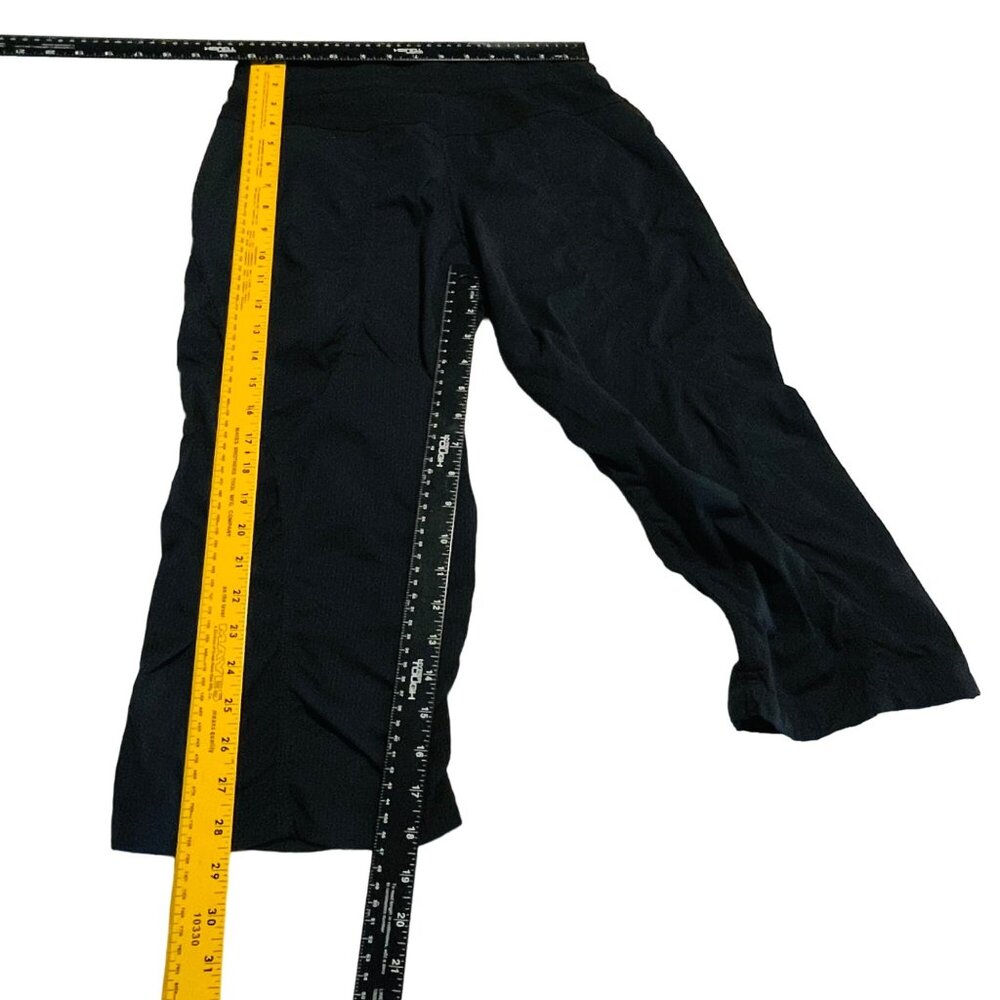 Lululemon Athletica Women's Cropped Pants Size 6 Black Stretch Nylon/Spandex - Picture 6 of 8
